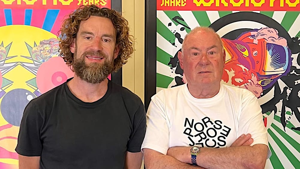 Zwei Generationen des Willisau Jazz Festivals. Der Leiter Arno Troxler und der Gründer Niklaus Troxler. 27:53 min, aus Regionaljournal Zentralschweiz vom 26.08.2025 Bild: SRF/Nik Rigert https://www.srf.ch/audio/regionaljournal-zentralschweiz/50-jahre-jazz-festival-willisau?id=AUDI20250826_NR_0039