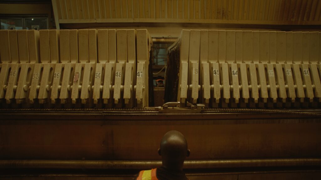 Ayo Akingbade, The Fist, 2022 Filmstill / film still, © Ayo Akingbade