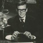 Marco Blaser - © RSI, LA 1, domenica 21 gennaio, 20:40 Figura storica della RSI, Marco Blaser ci trascina coi suoi ricordi e aneddoti nel cuore di un’intera vita dedicata al giornalismo, prima radiofonico e poi televisivo. 21.01.201871 minDisponibile fino a 01.01.2199, https://www.rsi.ch/play/tv/storie/video/qui-marco-blaser?urn=urn:rsi:video:1412708