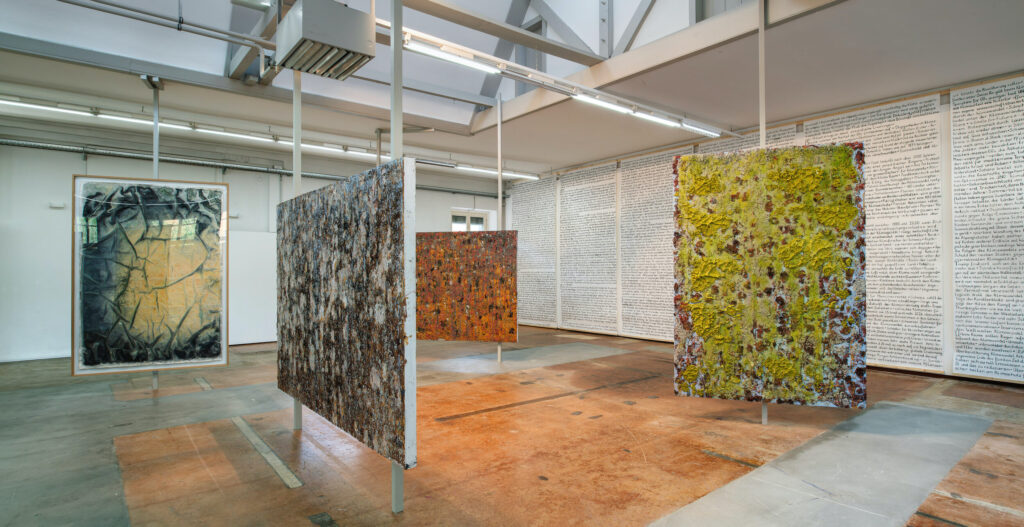 Blick in die Ausstellung in Walenstadt - Foto: © Guido Kasper