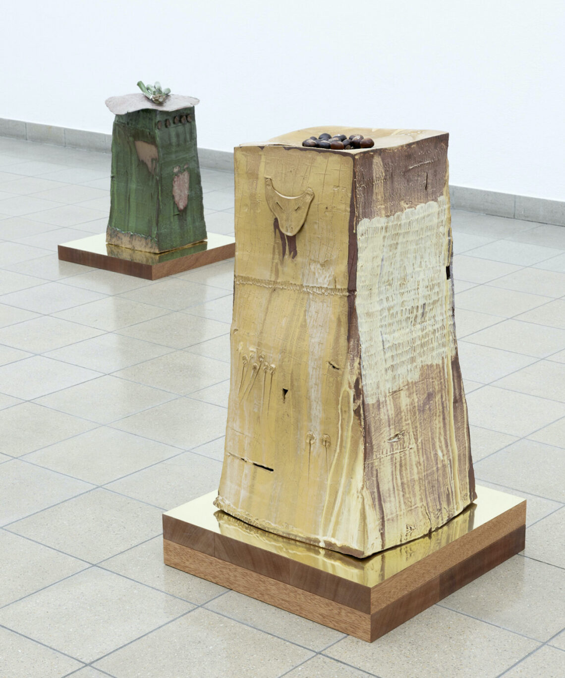 Phoebe Collings-James, Let this be the anchor, Installationsansicht Kunsthaus Glarus, 2026. Foto: Gina Folly